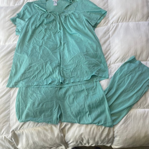 Vanity Fair Women Pant V-Neck Short Sleeve pajama set Teal blue 1X plus size - Picture 2 of 8